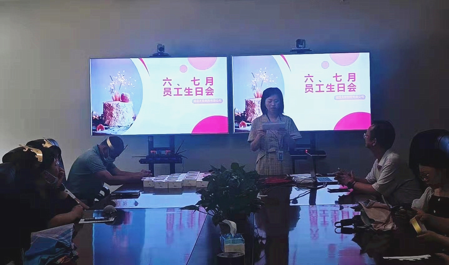 181252635.jpg 181252635.jpg